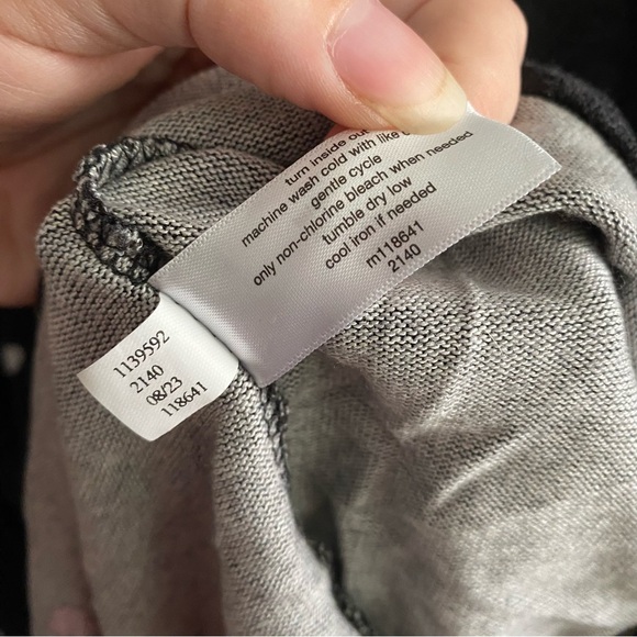 FOR BUNDLES Lane Bryant Relaxed Scoop Neck Sweatshirt 26/28 - Picture 7 of 9